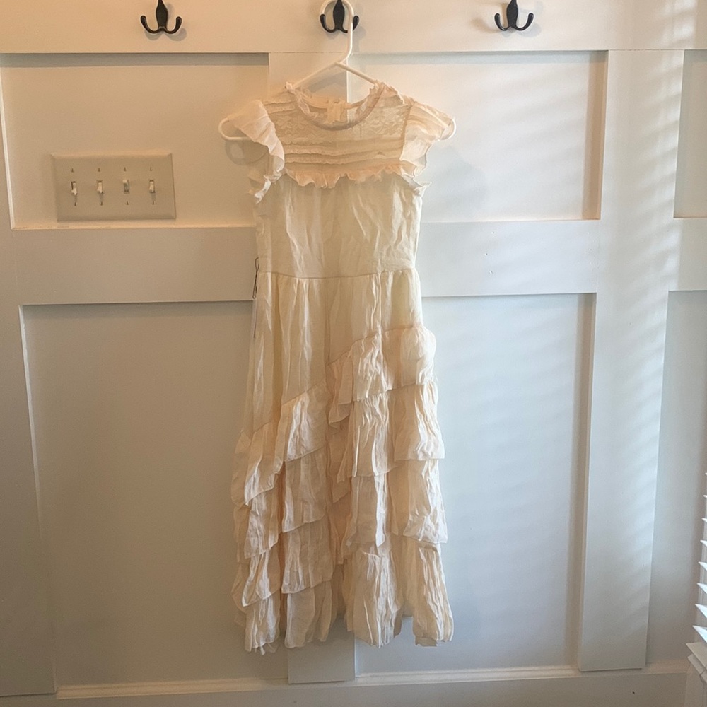 NWT beautiful dress.